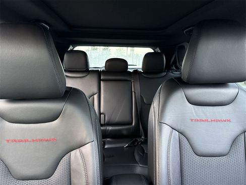 New 2026 Jeep Compass Trailhawk w/ Sun, Sound & Navigation Group image 30