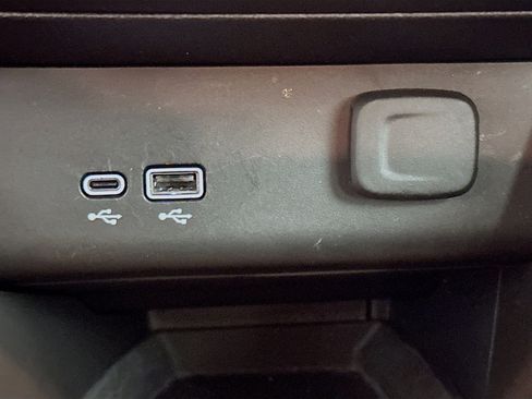 Used 2025 Buick Encore GX Preferred image 26