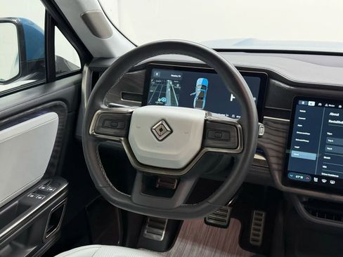 Used 2023 Rivian R1T Launch Edition image 24