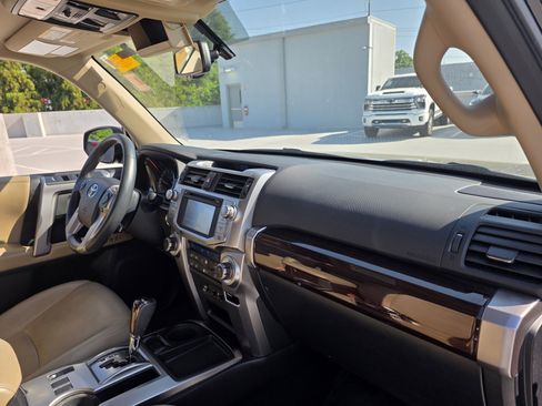 Used 2016 Toyota 4Runner Limited image 28