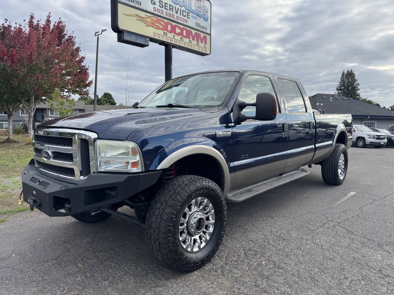 Used 2005 Ford F350 Lariat AWD/4WD image 1