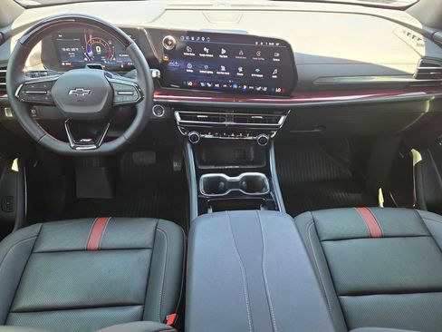 Used 2024 Chevrolet Traverse RS w/ LPO, Floor Liner Package FWD image 14
