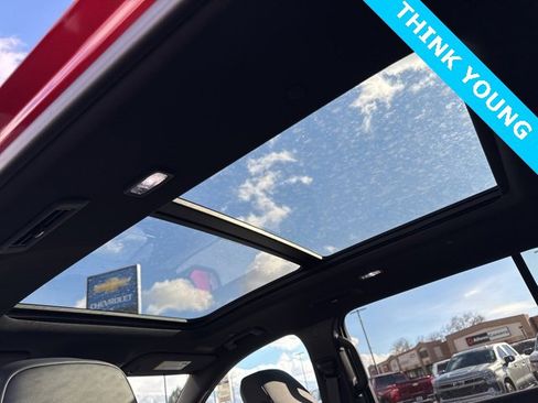 New 2026 Chevrolet Traverse LT w/ Sun and Wheel Package image 16