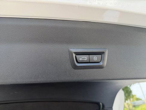 Used 2024 BMW X4 xDrive30i image 10