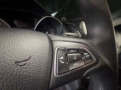 Used 2019 Ford Escape SE AWD/4WD image 18