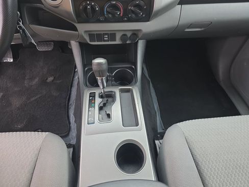 Used 2012 Toyota Tacoma 4x4 Double Cab image 23