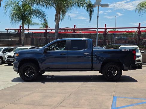 Used 2021 Chevrolet Silverado 1500 Custom AWD/4WD image 9