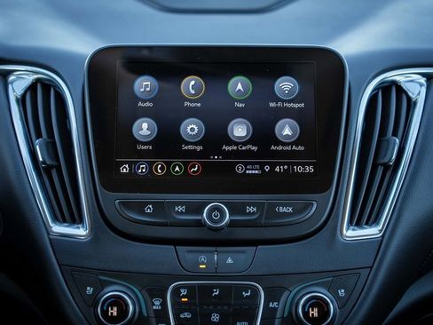 Used 2024 Chevrolet Malibu LT image 23