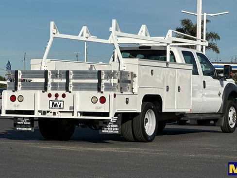 Used 2015 Ford F550 XL image 4