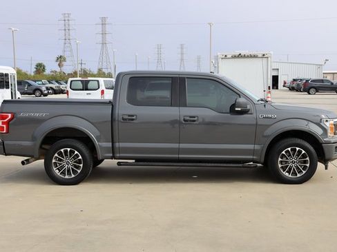 Used 2018 Ford F150 XLT w/ Equipment Group 301A Mid image 4