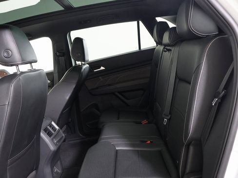 Used 2023 Volkswagen Atlas Cross Sport SEL R-Line image 25