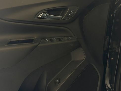 Used 2022 Chevrolet Equinox LT FWD image 13
