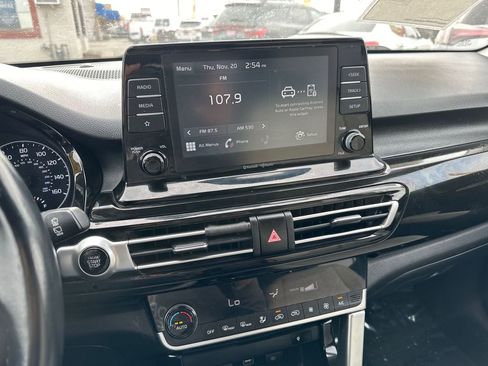 Used 2021 Kia Seltos EX image 27