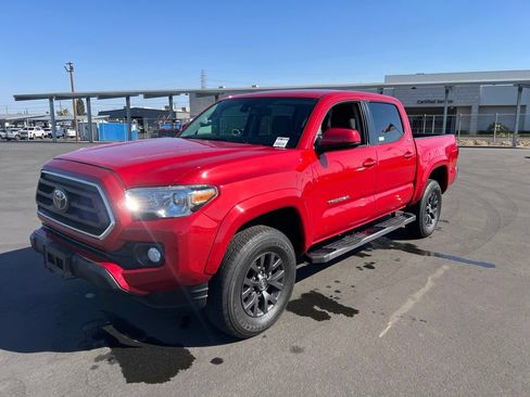 Used 2023 Toyota Tacoma SR5 RWD image 3