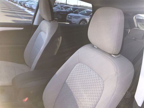 Used 2022 Ford Escape SE w/ Convenience Package image 11