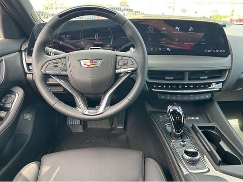 New 2026 Cadillac CT5 V RWD image 7