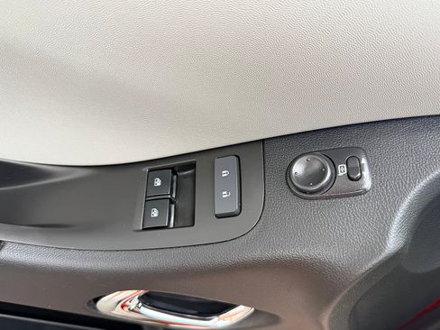 Used 2015 Chevrolet Camaro LS RWD image 27