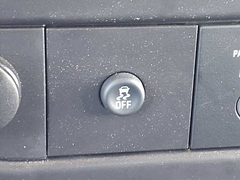 New 2025 Chevrolet Express 3500 w/ Power Convenience Package RWD image 15