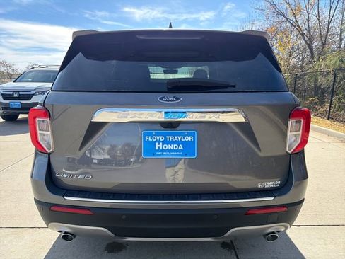 Used 2023 Ford Explorer Limited w/ Limited Technology Package image 4