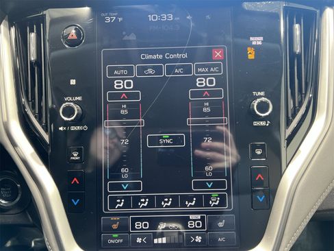 Used 2024 Subaru Outback Premium image 19