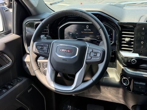 Used 2025 GMC Sierra 1500 Elevation w/ Preferred Package AWD/4WD image 13