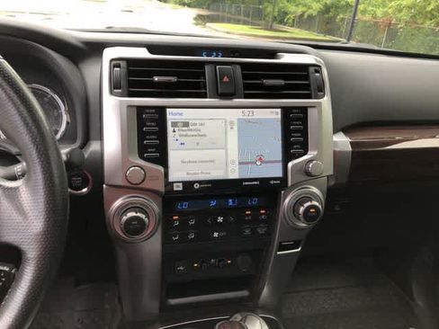Used 2020 Toyota 4Runner Limited AWD/4WD image 29