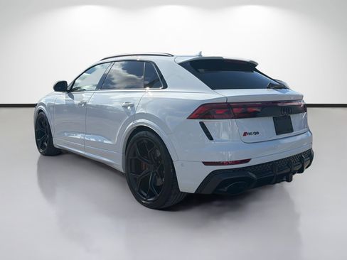 New 2026 Audi RS Q8 performance image 4