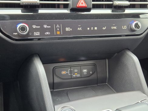 New 2026 Kia Sportage SX FWD image 28