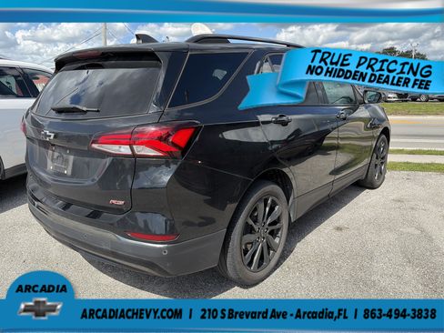 Used 2023 Chevrolet Equinox RS w/ RS Leather Package FWD image 4
