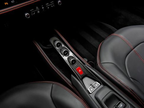 Used 2023 Ferrari F8 Tributo RWD image 26