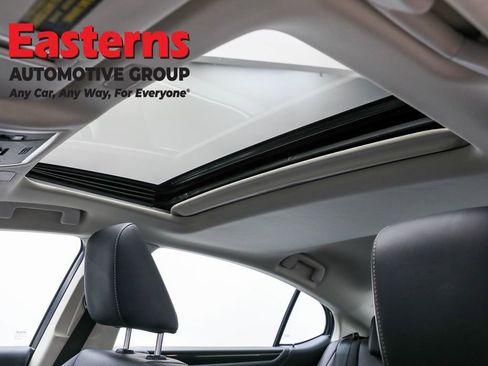 Used 2019 Lexus ES 350 w/ Premium Package image 33