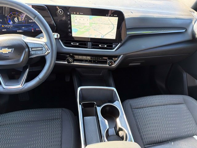 Used 2025 Chevrolet Equinox LT w/ Safety and Technology Package AWD/4WD image 19