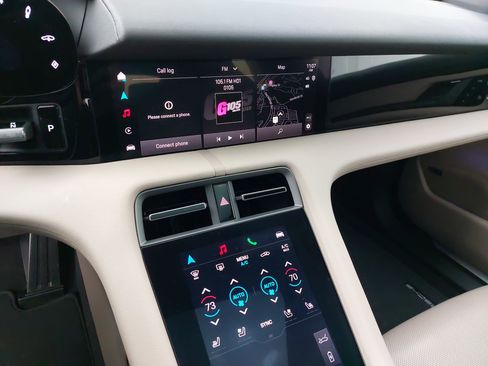 New 2025 Porsche Taycan image 22