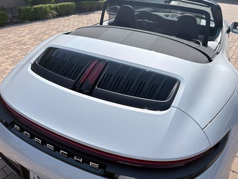 Used 2025 Porsche 911 Carrera RWD image 12