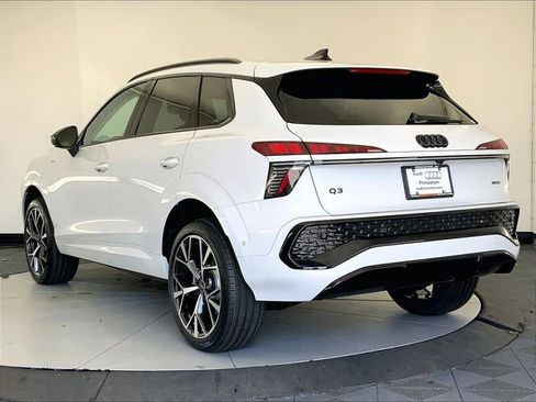 New 2026 Audi Q3 quattro 2.0T AWD/4WD image 2