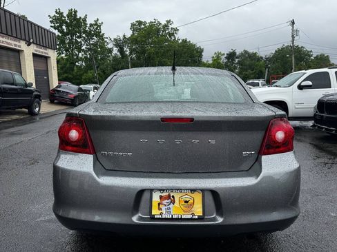 Used 2012 Dodge Avenger SXT FWD image 5