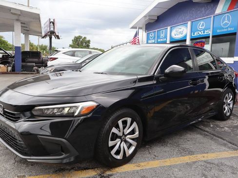 Used 2022 Honda Civic LX image 9