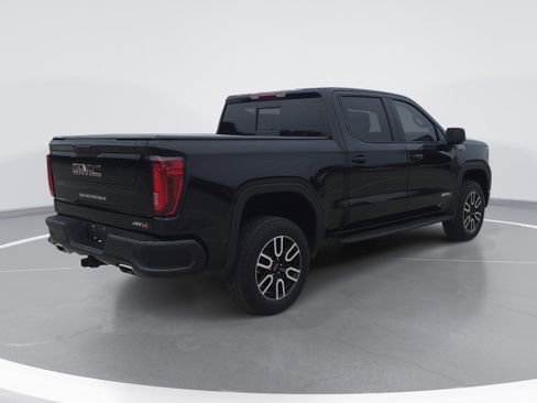 Used 2026 GMC Sierra 1500 AT4 w/ AT4 Premium Package AWD/4WD image 3