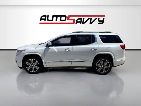 Used 2017 GMC Acadia Denali w/ Technology Package AWD/4WD image 4