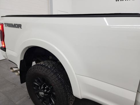 Used 2021 Ford F350 Lariat image 25