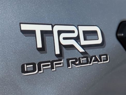 Used 2025 Toyota Tacoma TRD Off-Road AWD/4WD image 6
