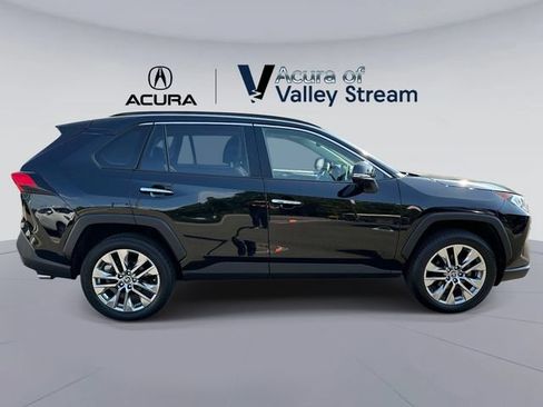 Used 2020 Toyota RAV4 Limited w/ Limited Grade Weather Package AWD/4WD image 5