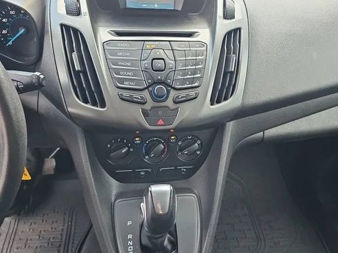 Used 2018 Ford Transit Connect XL FWD image 17