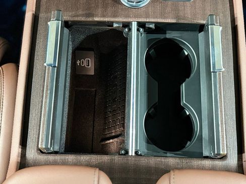 New 2026 Lincoln Navigator L Reserve AWD/4WD image 99