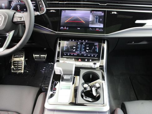 New 2026 Audi SQ8 Prestige AWD/4WD image 23