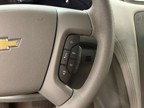 Used 2015 Chevrolet Traverse LS FWD image 29