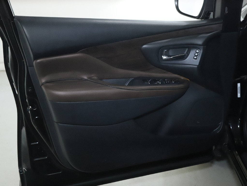 Used 2019 Nissan Murano Platinum AWD/4WD image 16