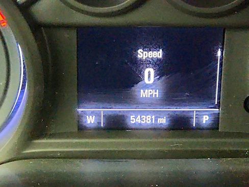 Used 2019 Chevrolet Silverado 1500 Custom w/ Custom Value Package image 15