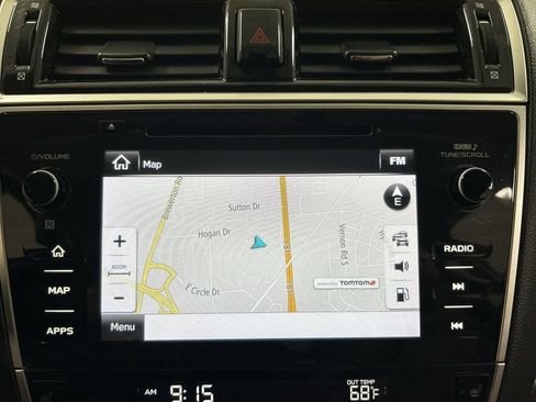 Used 2018 Subaru Outback 3.6R Touring AWD/4WD image 16