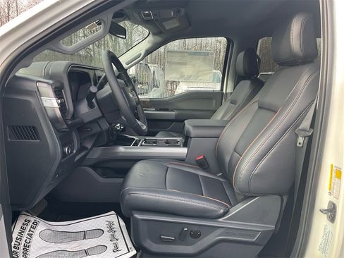 New 2026 Ford F250 Lariat w/ Chrome Package image 14